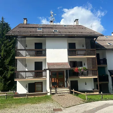 Lagorai 1 Apartment *